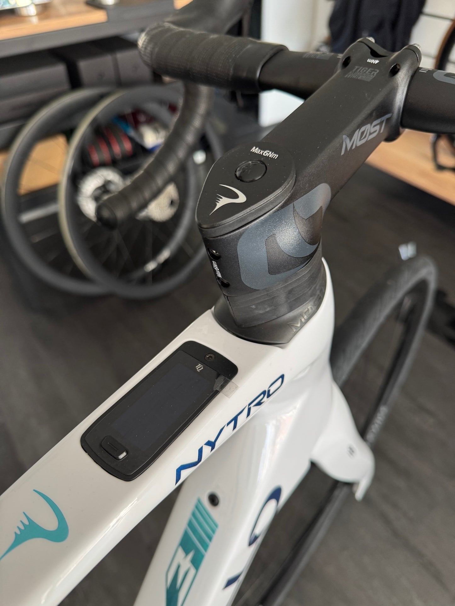 Pinarello Nytro E-Road (électrique)