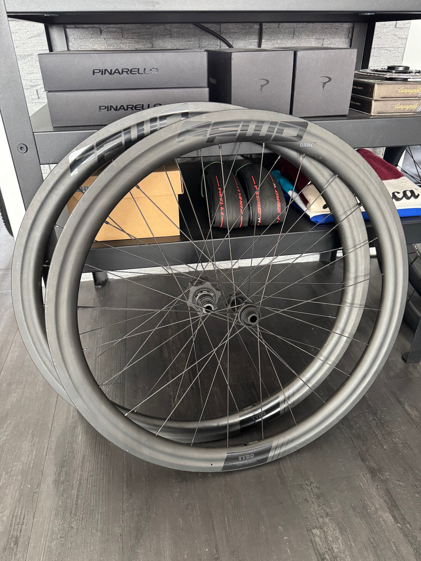 Fast Forward (FFWD) Tyro